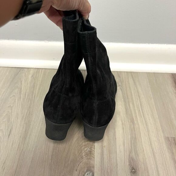 Salvatore Ferragamo Black Suede Heeled Ankle Boots in Size 9 AA (Narrow) - Picture 5 of 10